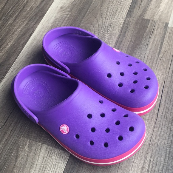 purple womens crocs